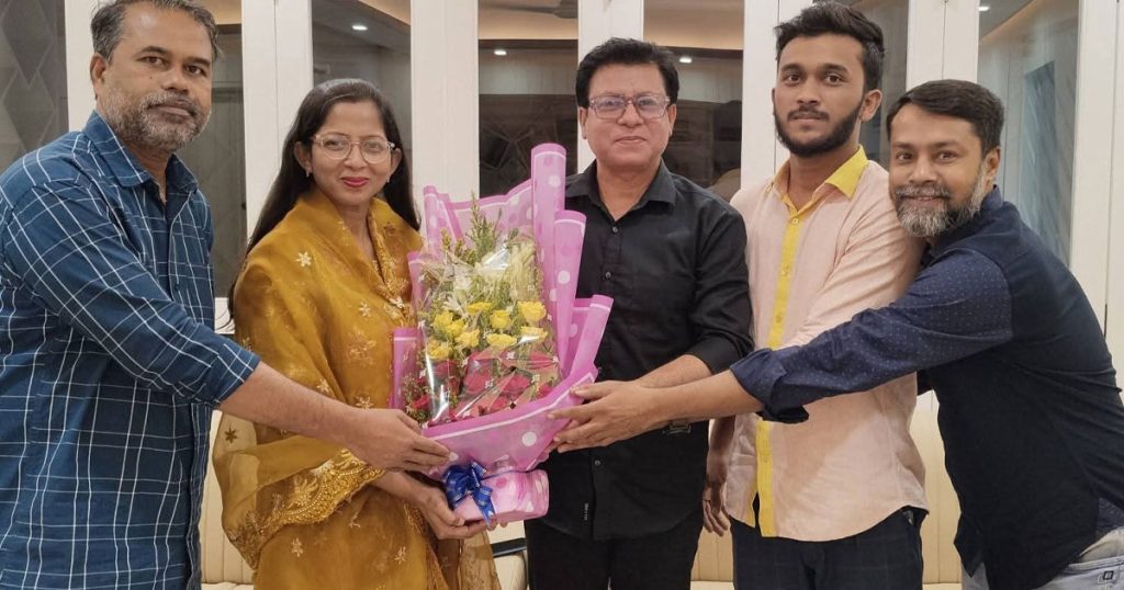 নারায়ণগঞ্জ প্রেসক্লাবে মানবাধিকার সংগঠনের নেতৃবৃন্দের সৌজন্য সাক্ষাৎ