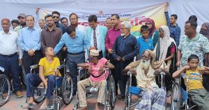 বর্ণাঢ্য আয়োজনে নারায়ণগঞ্জে বিশ্ব অটিজম দিবস পালন, অটিজমদের মাঝে হুইলচেয়ার বিতরণ