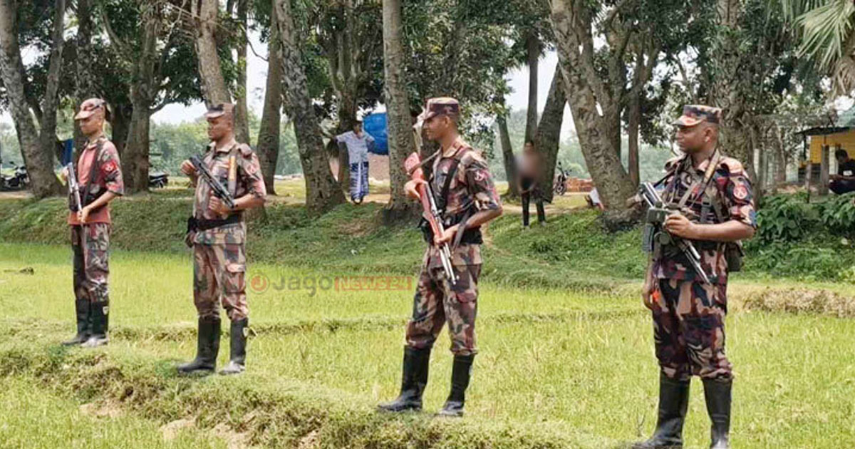 পুশ-ইনে টাকার প্রলোভন! সীমান্তের দরিদ্রদের ব্যবহার করছে চক্র
